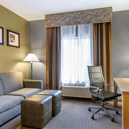 Comfort Suites Southgate-Detroit Exteriör bild