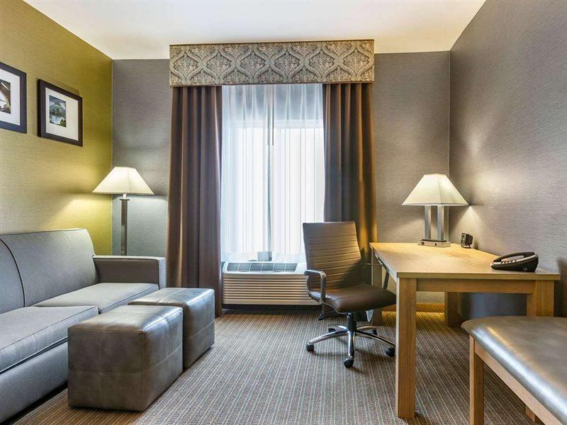 Comfort Suites Southgate-Detroit Exteriör bild